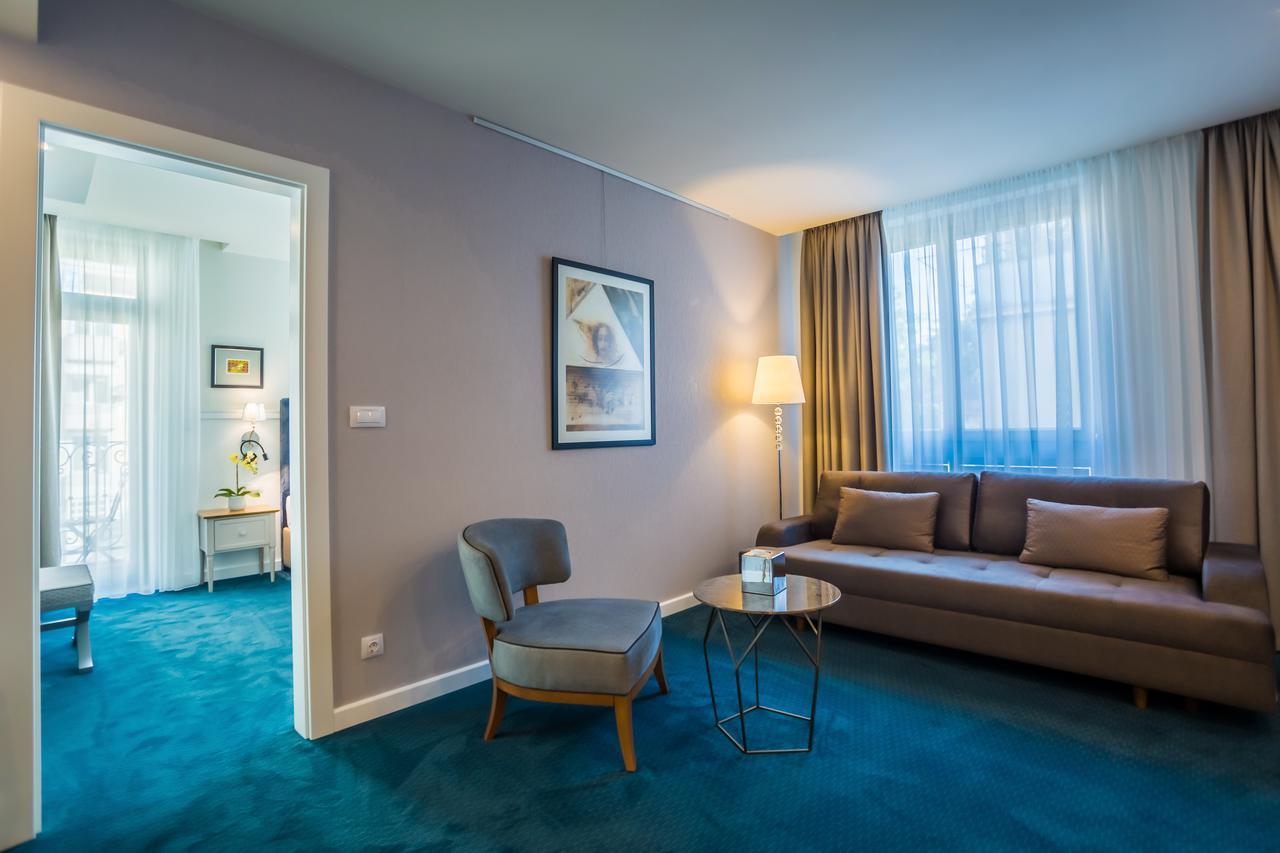 Hotel Residence Promenade Burgas Zewnętrze zdjęcie Suite